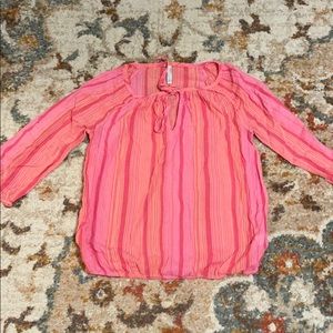 Lightweight pink top